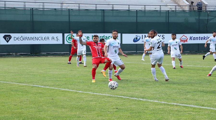 Celil Hekimoğlu, Hakem Özgür Yankaya'ya Sert Eleştirilerde Bulundu