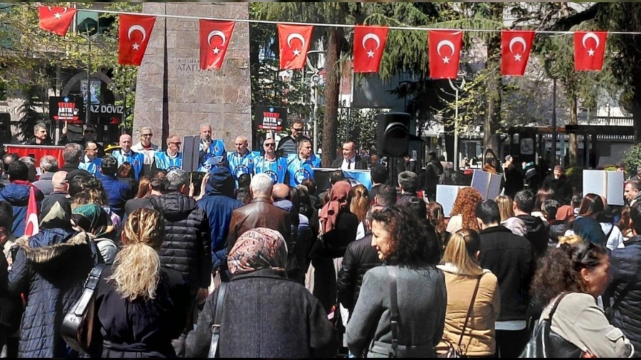 E�itimcilerden Sert Tepki ��iddete Sessiz Kalmayaca��z�