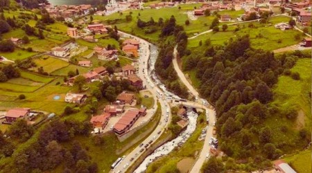 Uzungl'de bayram younluu