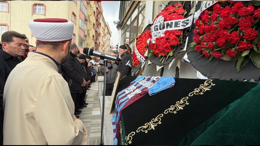 Hac�saliho�lu son yolculu�una u�urland�