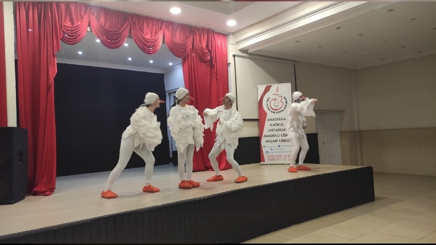 Özel Fatma Baş Eğitim Kurumu’ndan Tiyatro Şöleni