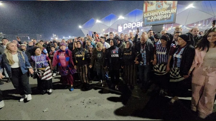 Yayladan Stadyuma Uzanan Bordo Mavi Tutku!