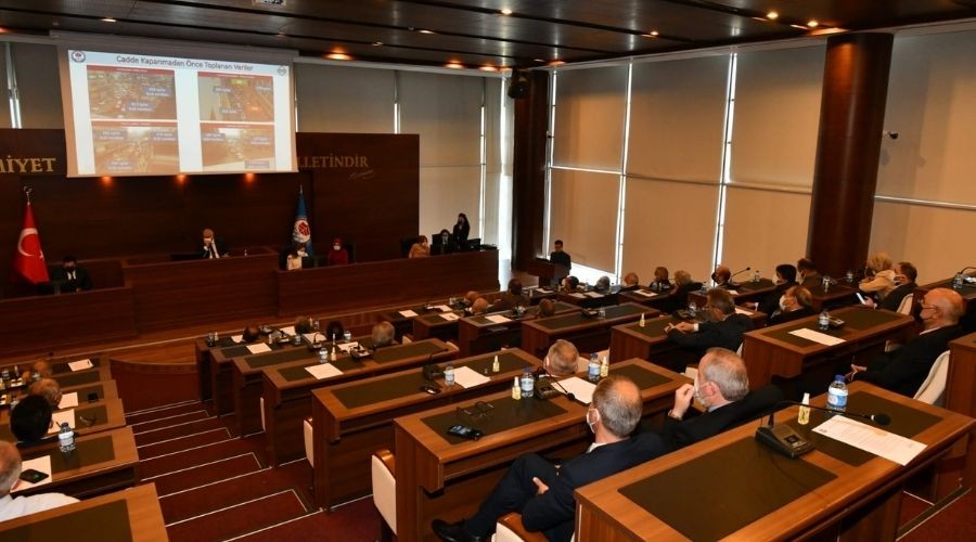 Bykehir Meclisi'nde Mara Caddesi Masaya Yatrld