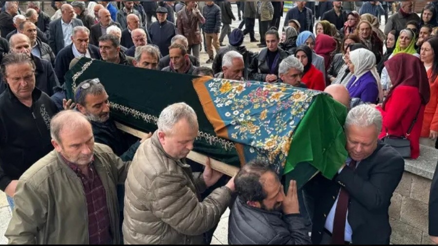 Haber61 imtiyaz sahibi Tanju Akncolu'nun annesine son veda