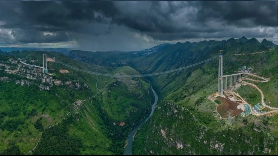 M�hendislik harikas� d�nyan�n en y�ksek k�pr�s�n� yapt�lar