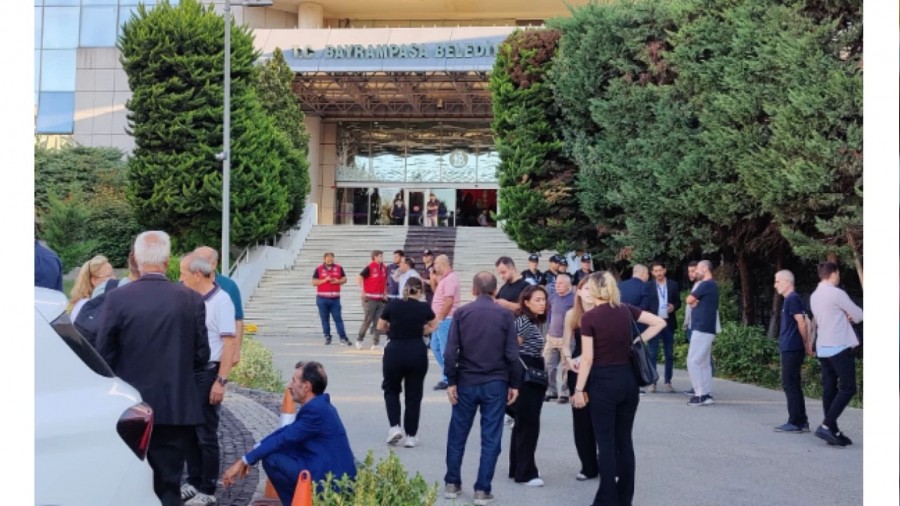 Bu kez operasyon Bayrampaa Belediyesi'ne